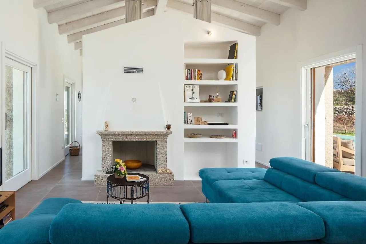 Villa Sardegna E - Stazzu Di L'Incantu Con Piscina Aglientu 0*,